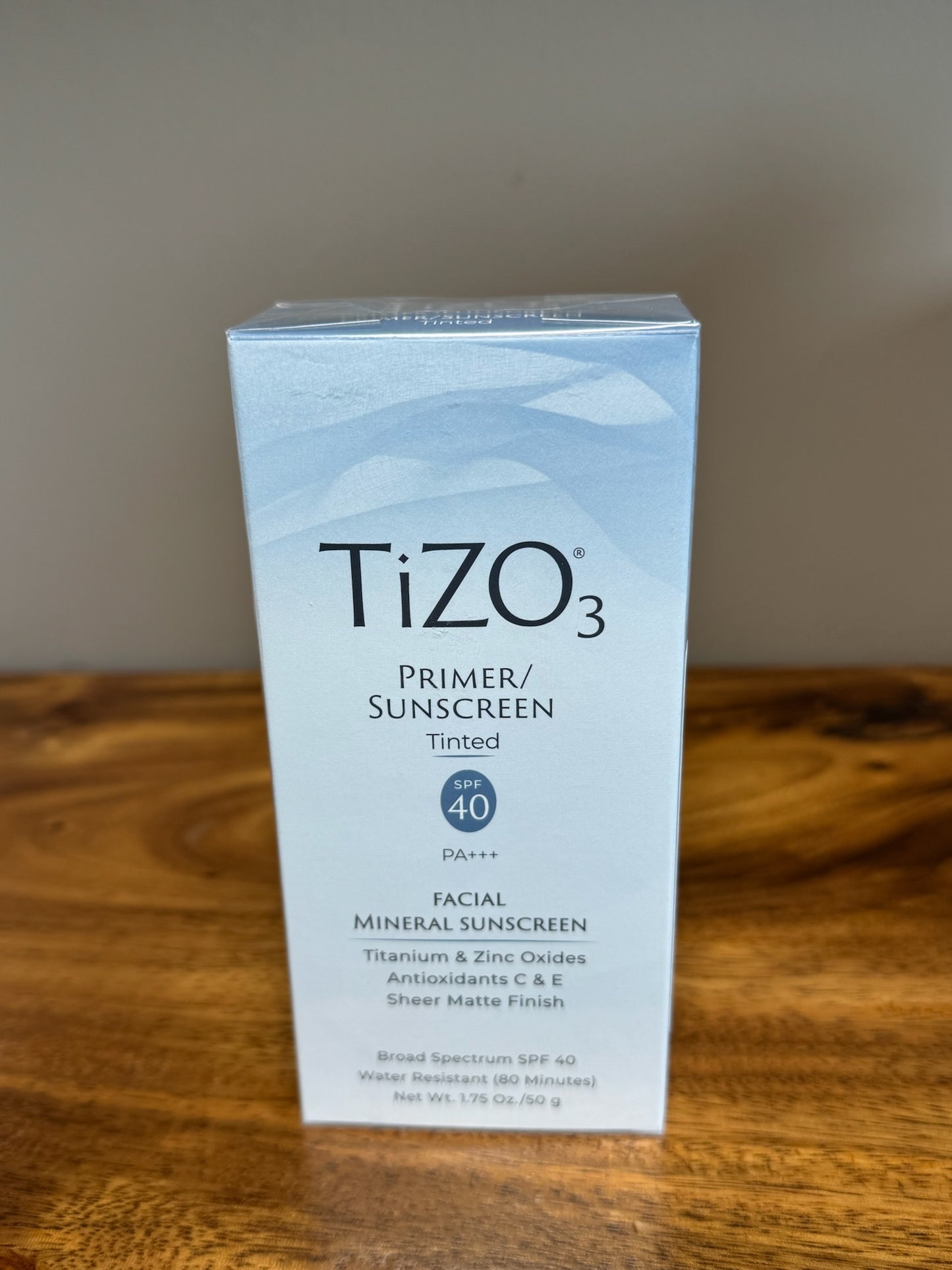 Tizo 3 SPF 40 (con color)